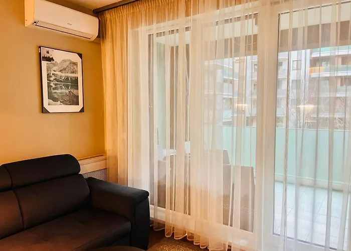 Апартаменты Luxury - Spacious 2 Bedroom For Groups And Families Будапешт