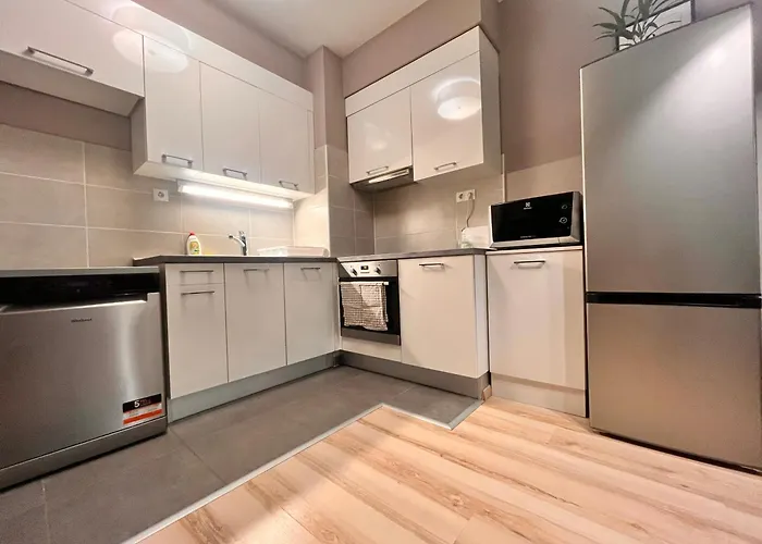 Luxury - Spacious 2 Bedroom For Groups And Families * בודפשט