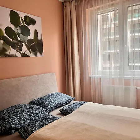 Corvin 2bedroom 아파트 *