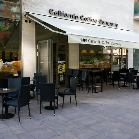Corvin Luxury For Groups And Families דירה *