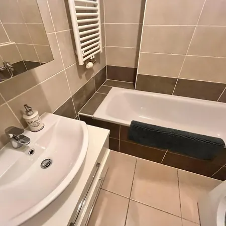 Luxury - Spacious 2 Bedroom For Groups And Families