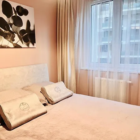 Corvin Luxury For Groups And Families *